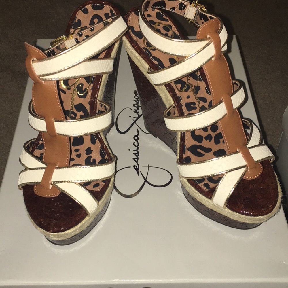 New Jessica Simpson
